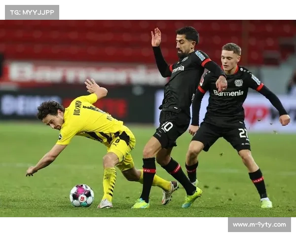 德甲纪录片上映，球员日常生活曝光