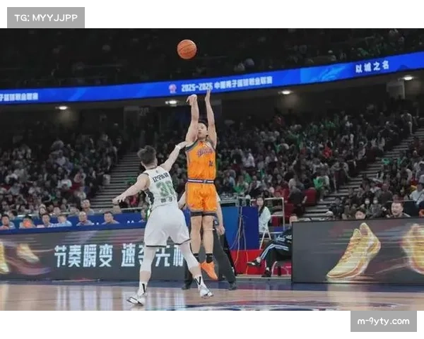 常规赛第41轮：上海久事对阵辽宁本钢焦点战